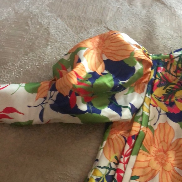 Top - Picture 4 of 5